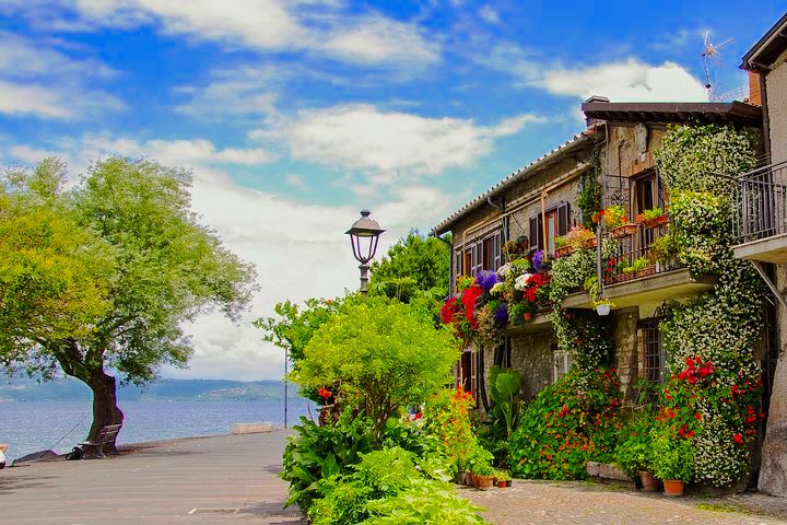 Lago Di Bracciano E Trevignano Romano Bracciano Latium Dlt Viaggi