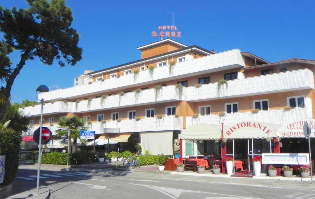 HOTEL SANTA CRUZ | Lignano Pineta, Friuli | DLT Viaggi