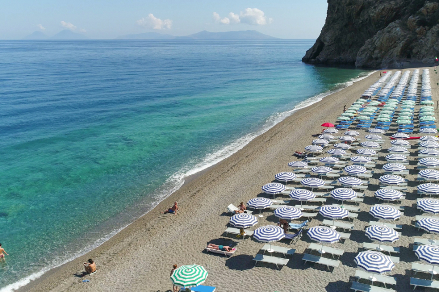 Villaggio capo Calava   gioiosa marea   00