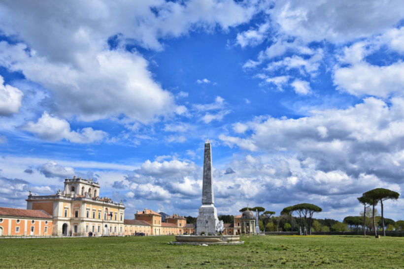 10 Reggia di Carditello e Anfiteatro Campano a Santa Maria Capua Vetere